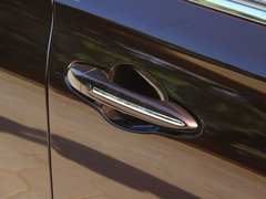 2015款 1.8T 自动 尊贵版