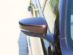 2015款 1.8T 自动 尊贵版