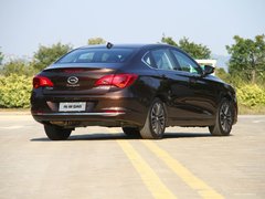2015款 1.8T 自动 尊贵版
