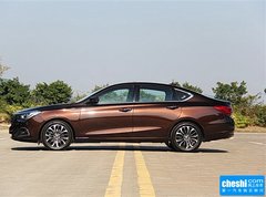 2015款 1.8T 自动 尊贵版