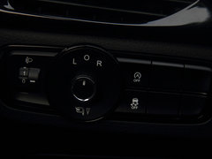 2015款 1.8T 自动 至尊版