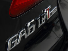 2015款 1.8T 自动 至尊版