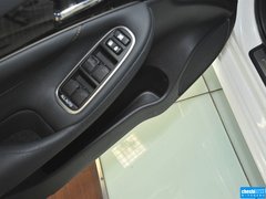 2015款 2.5L 自动 时尚版