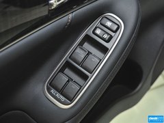 2015款 2.5L 自动 时尚版