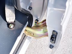 2015款 1.0L 手动 实用型AF10-12