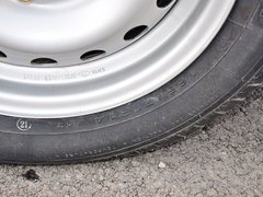2015款 1.0L 手动 实用型AF10-12