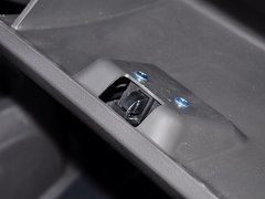 2015款 1.0L 手动 实用型AF10-12