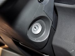 2015款 1.0L 手动 实用型AF10-12