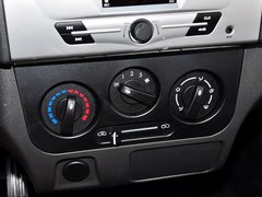 2015款 1.0L 手动 实用型AF10-12