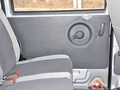 2015款 1.0L 手动 实用型AF10-12
