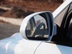 2014款 330 1.5L 手动 舒适型DK15-01