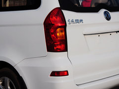 2014款 330 1.5L 手动 舒适型DK15-01