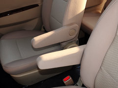 2014款 330 1.5L 手动 舒适型DK15-01