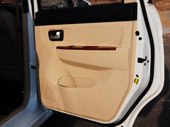 2014款 330 1.5L 手动 舒适型DK15-01
