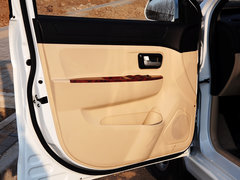 2014款 330 1.5L 手动 舒适型DK15-01