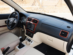 2014款 330 1.5L 手动 舒适型DK15-01