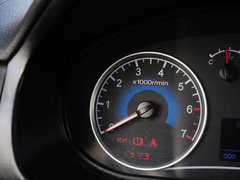 2014款 330 1.5L 手动 舒适型DK15-01