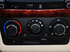 2014款 330 1.5L 手动 舒适型DK15-01