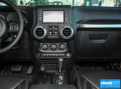 2015款 3.6L 自动 四门版 Rubicon
