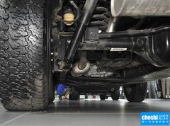 2015款 3.0L 自动 四门版 Sahara