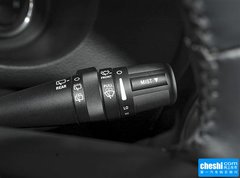 2015款 3.0L 自动 四门版 Sahara