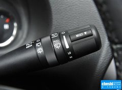 2015款 3.0L 自动 四门版 Sahara