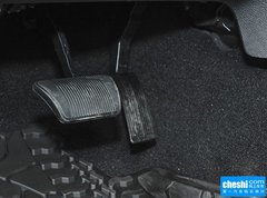 2015款 3.0L 自动 四门版 Sahara
