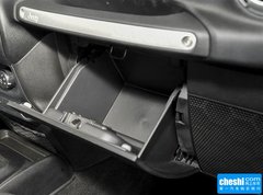 2015款 3.0L 自动 四门版 Sahara