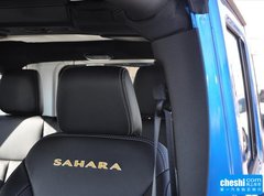2015款 3.0L 自动 四门版 Sahara