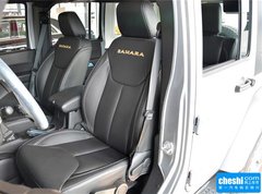 2015款 3.0L 自动 四门版 Sahara