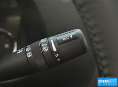 2015款 2.8TD 自动 四门版 Sahara