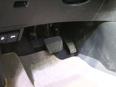 2015款 2.0L CVT 睿享版 5座