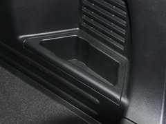 2015款 2.0L CVT 睿享版 5座