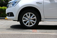 2015款 2.0L CVT 睿享版 5座