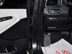 2015款 索兰托 2.4L GDI 汽油4WD精英版 7座 国V
