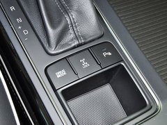 2015款 索兰托 2.4L GDI 汽油4WD精英版 7座 国V