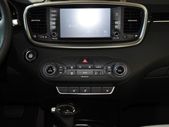 2015款 索兰托 2.4L GDI 汽油4WD精英版 7座 国V