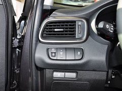 2015款 索兰托 2.4L GDI 汽油4WD精英版 7座 国V
