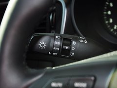 2015款 索兰托 2.4L GDI 汽油4WD精英版 7座 国V