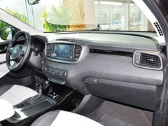 2015款 索兰托 2.4L GDI 汽油4WD精英版 7座 国V