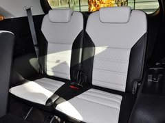 2015款 索兰托 2.4L GDI 汽油4WD精英版 7座 国V