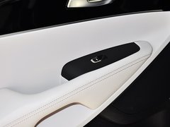 2015款 索兰托 2.4L GDI 汽油4WD精英版 7座 国V
