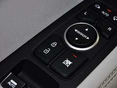 2015款 索兰托 2.4L GDI 汽油4WD精英版 7座 国V