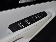 2015款 索兰托 2.4L GDI 汽油4WD精英版 7座 国V