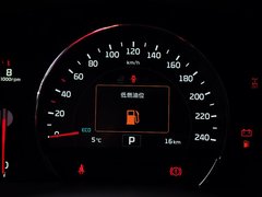 2015款 索兰托 2.4L GDI 汽油4WD精英版 7座 国V