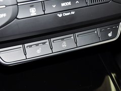 2015款 索兰托 2.4L GDI 汽油4WD精英版 7座 国V