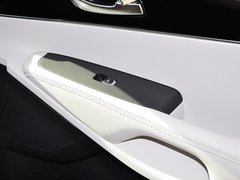 2015款 索兰托 2.4L GDI 汽油4WD精英版 7座 国V