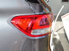 2015款 索兰托 2.4L GDI 汽油4WD精英版 7座 国V
