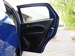 2015款 1.5L 手动 三厢精英型