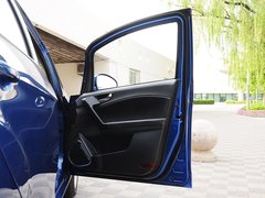 2015款 1.5L 手动 三厢精英型